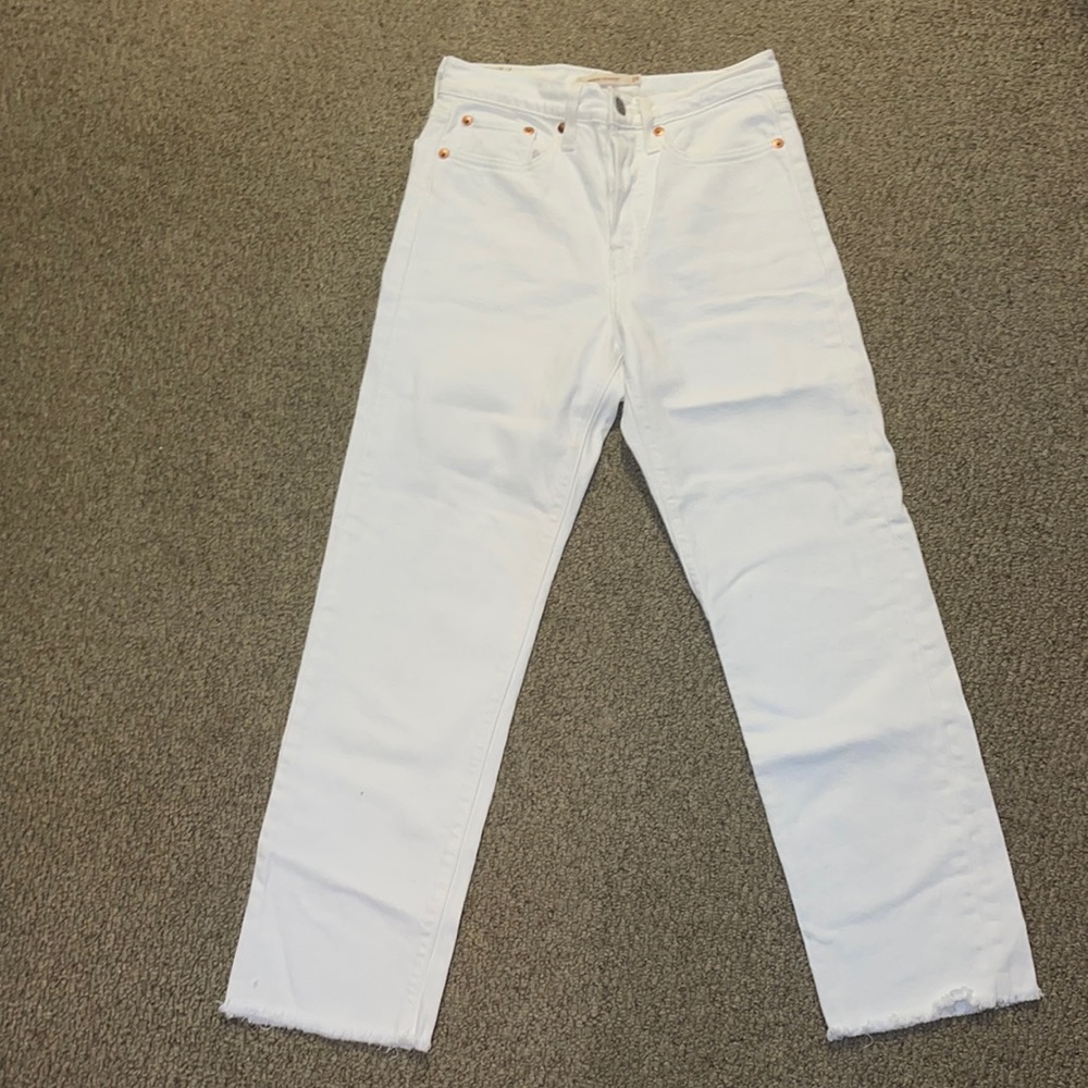 LEVIS WEDGIE STRAIGHT WHITE JEANS